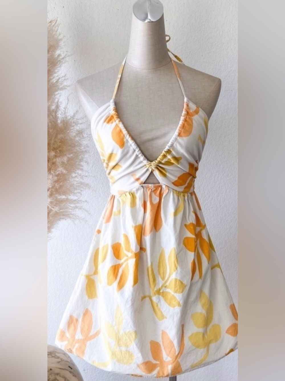 Super cute Zara cut-out sundress excellent condition